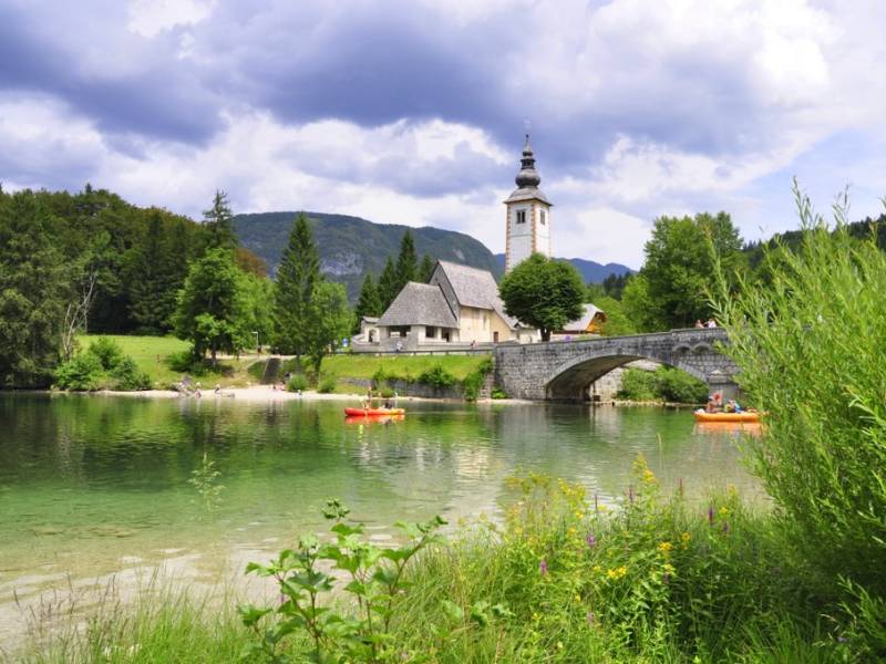 Dolina Bohinj i Bohinjsko Jezero – Ukryte piękno Alp Julijskich